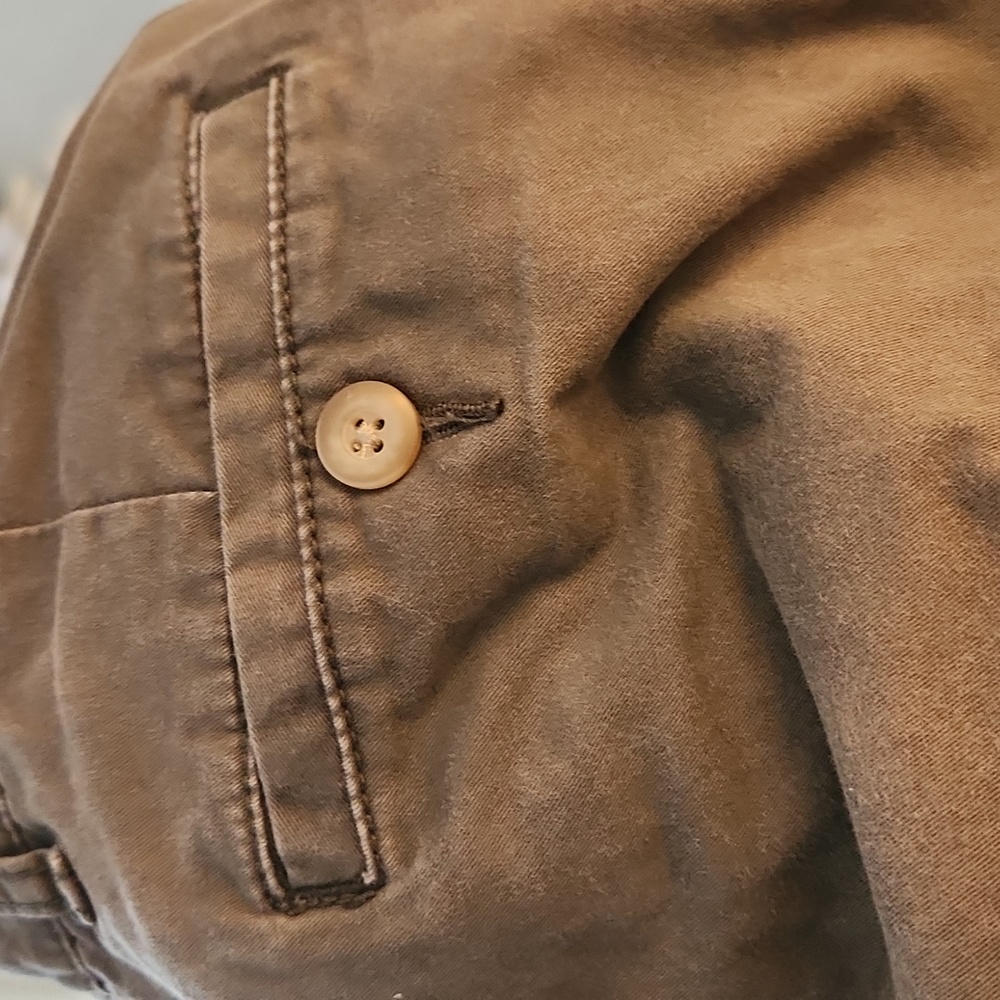 GAP - Picture 6 of 7